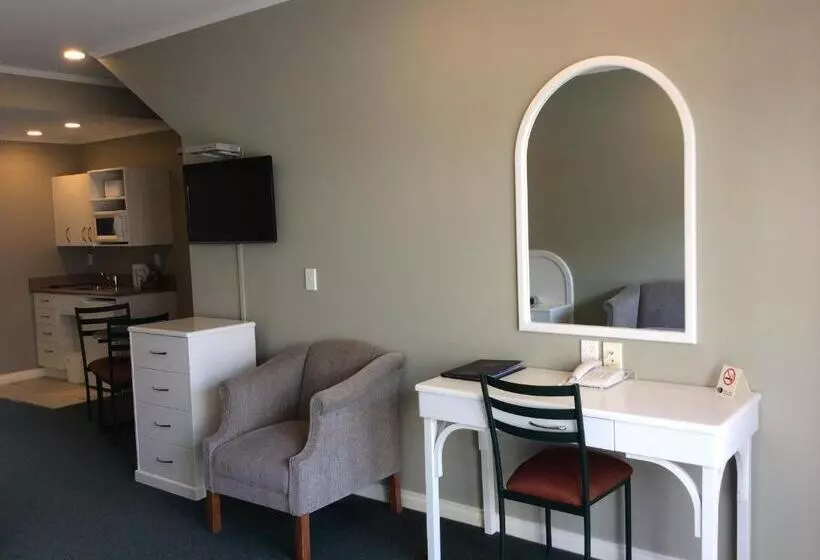 سوئیت برای معلولان, Cornwall Motor Lodge