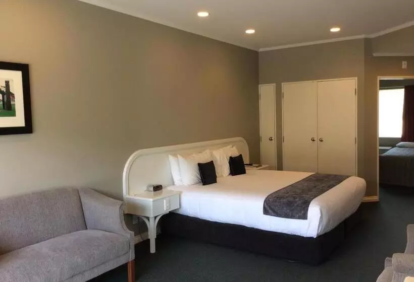 سوئیت برای معلولان, Cornwall Motor Lodge