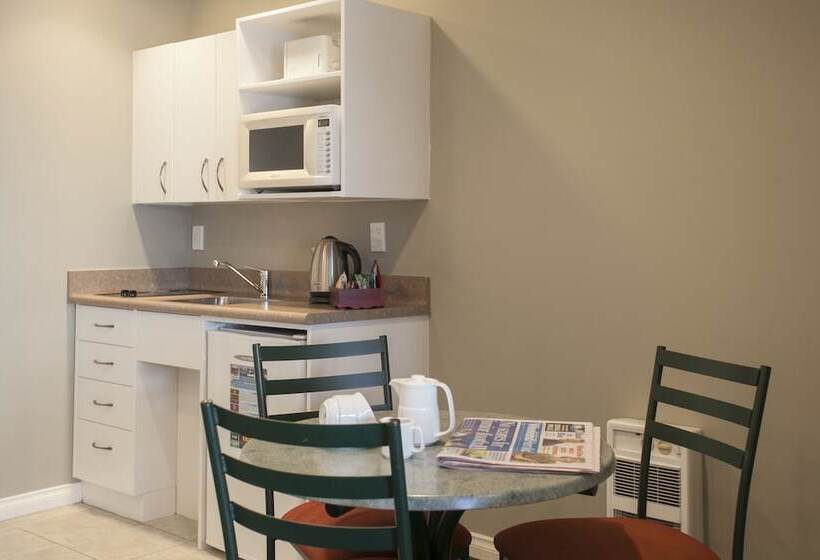 스위트, Cornwall Motor Lodge