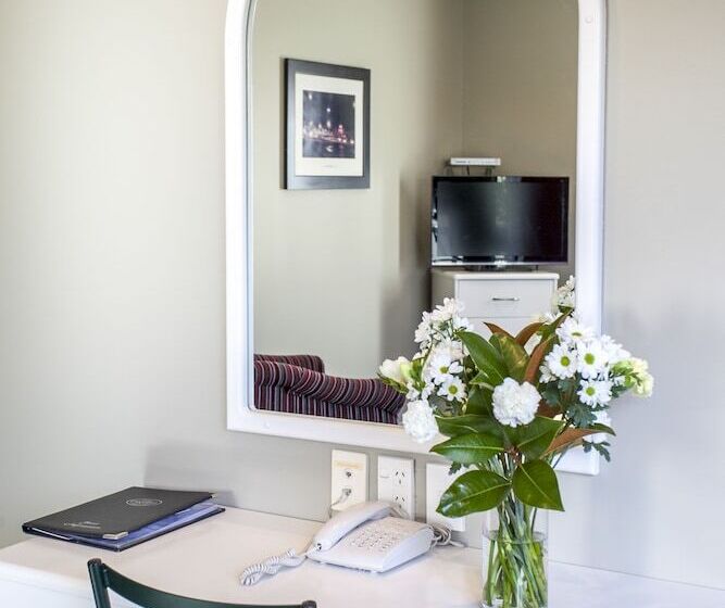 Люкс 2 Спальни, Cornwall Motor Lodge