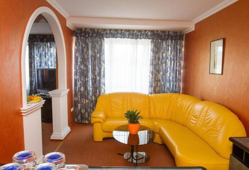 总统套房, Rudolf