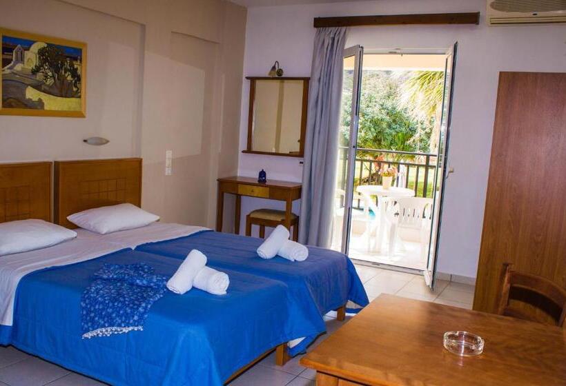 إستوديو سوبيريور, Sunshine Studios & Apartments