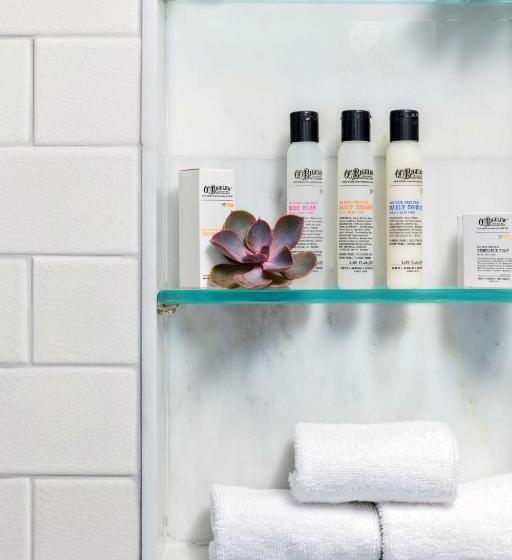 带2个双人床的标准工作室, Walker Hotel Greenwich Village