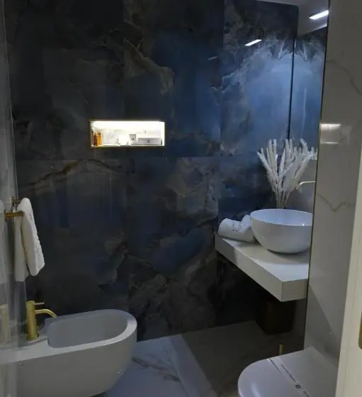 キングサイズベッドのスーペリアルーム, Nm Luxury Suites