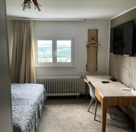 ガーデンビュースタンダードルーム, Bergische Schweiz