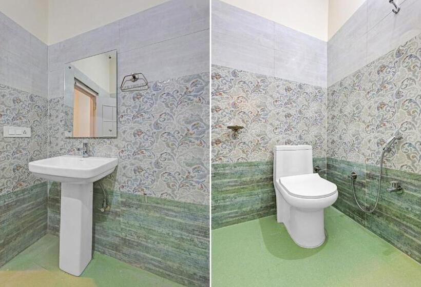 اتاق استاندارد, Oyo Flagship 87763 Vasudev Inn