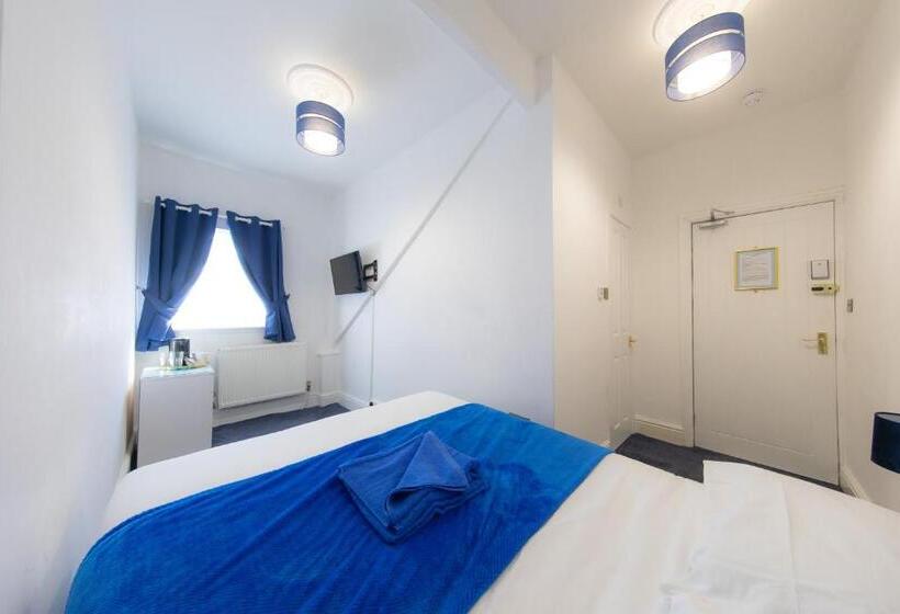 Superior Værelse, The Adonis