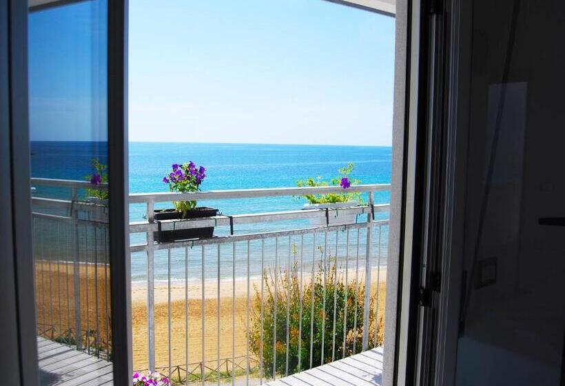 海景标准间带阳台, B&b Capo Rizzuto Fronte Mare