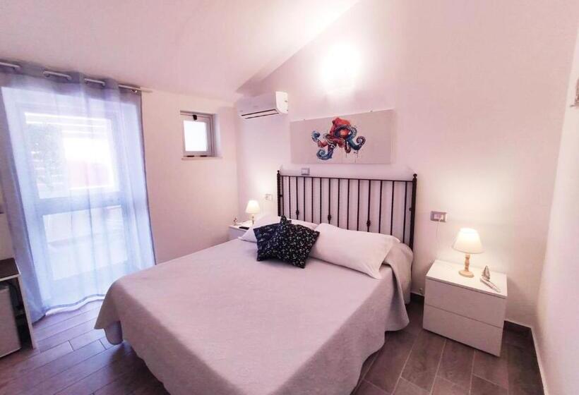 家庭间, B&b Capo Rizzuto Fronte Mare