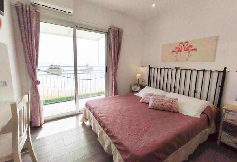 豪华海景房带阳台, B&b Capo Rizzuto Fronte Mare