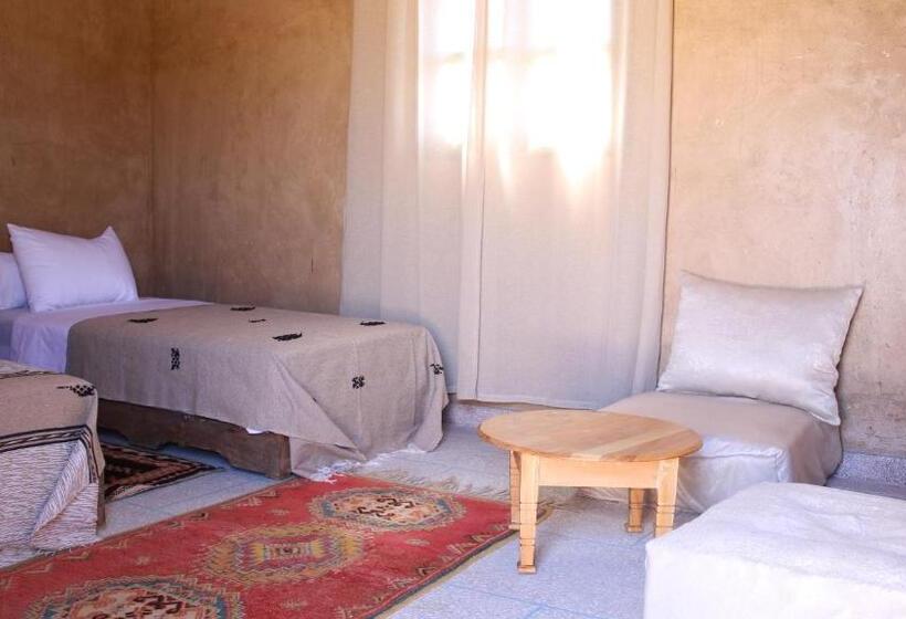 غرفة قياسية مطلّة علي الحديقة, Gîte Ait Lmaalam Chez Ahmed