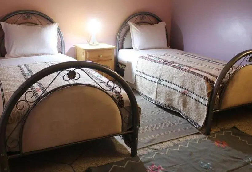 Huoneisto 2 Makuuhuonetta, Gîte Ait Lmaalam Chez Ahmed