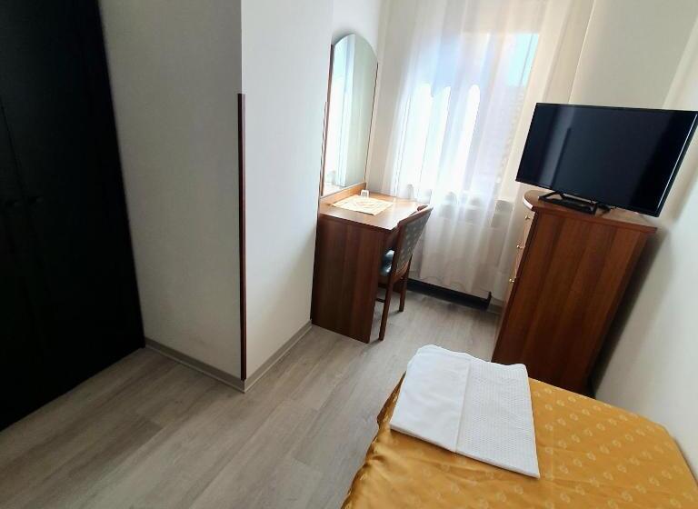 חדר סטנדרט יחיד, Perla