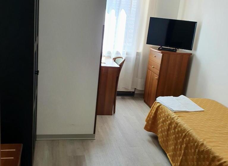 חדר סטנדרט יחיד, Perla