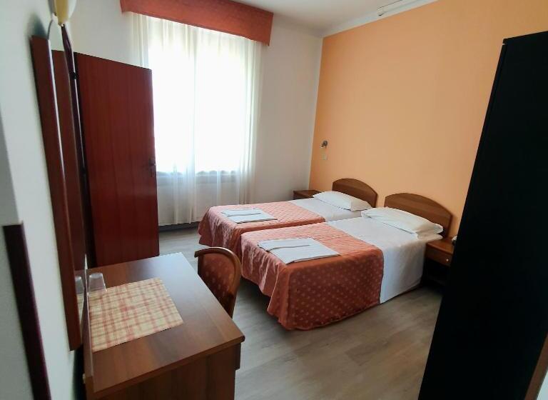 חדר סטנדרט, Perla