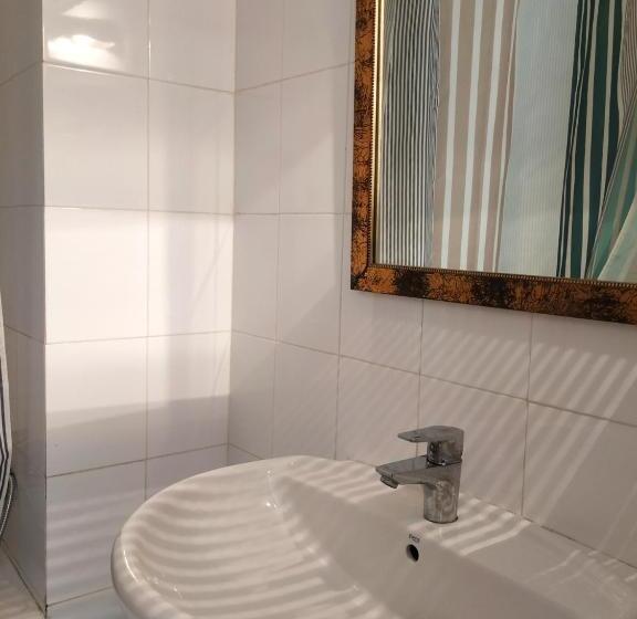 شقة غرفة نوم واحدة مزودة بشُرفة, Apartamentos Con Encanto En Pleno Casco Antiguo Ron Valenciayole