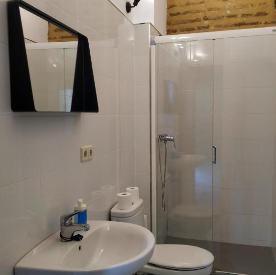 شقة غرفة نوم واحدة مزودة بشُرفة, Apartamentos Con Encanto En Pleno Casco Antiguo Ron Valenciayole