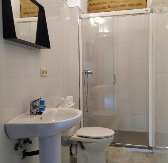 آپارتمان 1 خوابه با بالکن, Apartamentos Con Encanto En Pleno Casco Antiguo Ron Valenciayole