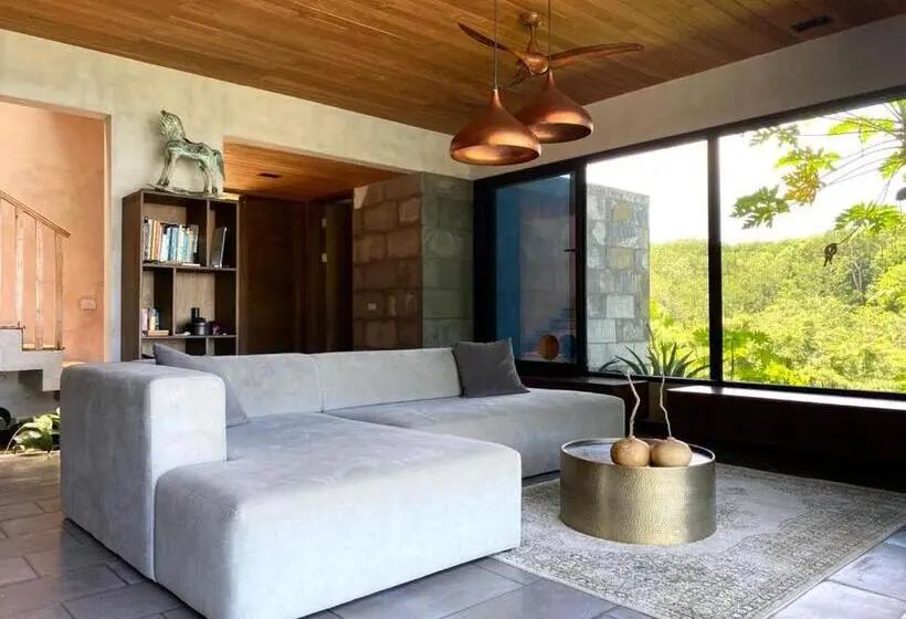 プール付き１ベッドルームヴィラ, Thea Resort & Retreats   Santa Teresa
