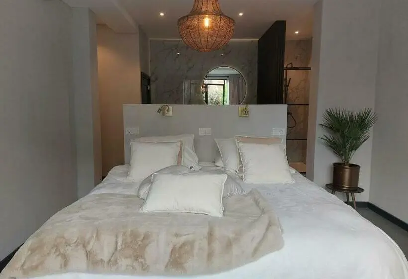 Standard-huone, Saya Boutique