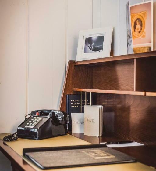 استودیوی استاندارد, Henri Hotel Hamburg Downtown