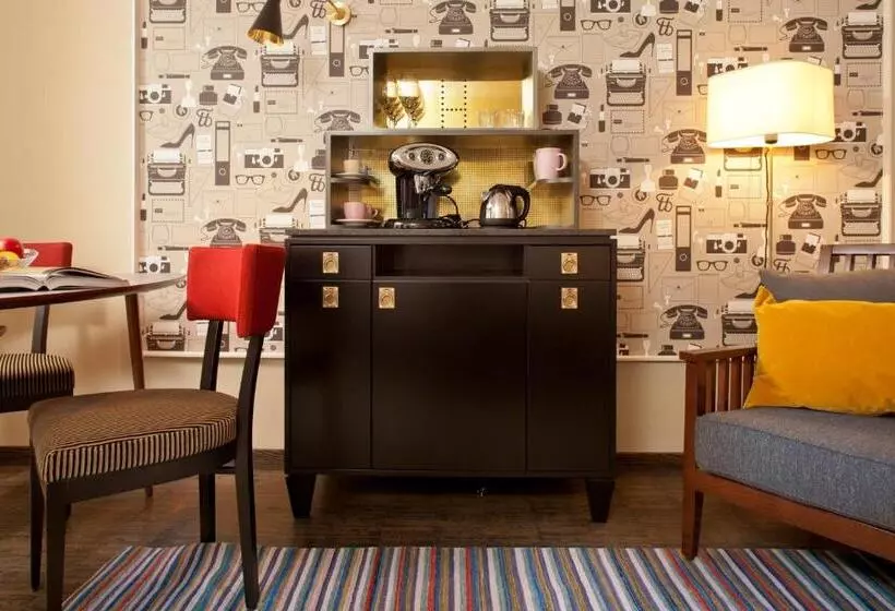 Sviitti, Henri Hotel Hamburg Downtown