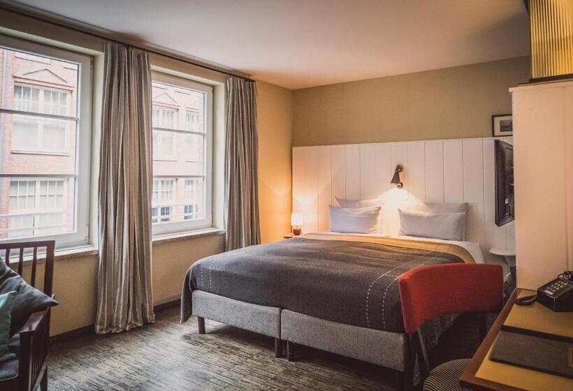 استودیوی استاندارد, Henri Hotel Hamburg Downtown