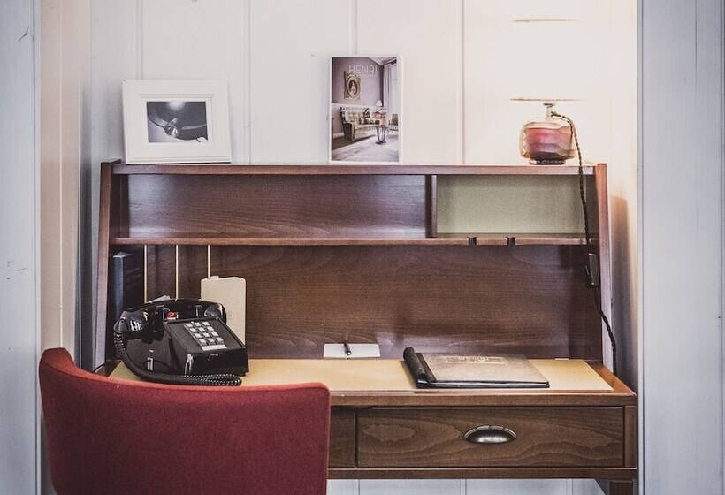 استودیوی استاندارد, Henri Hotel Hamburg Downtown