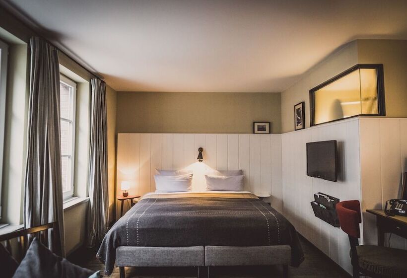 استودیوی استاندارد, Henri Hotel Hamburg Downtown