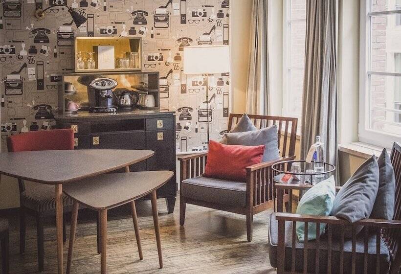 استودیوی استاندارد, Henri Hotel Hamburg Downtown