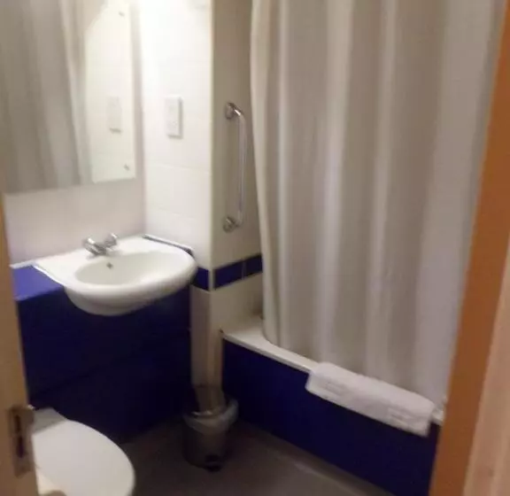 ファミリールーム, Metro Inns Huddersfield