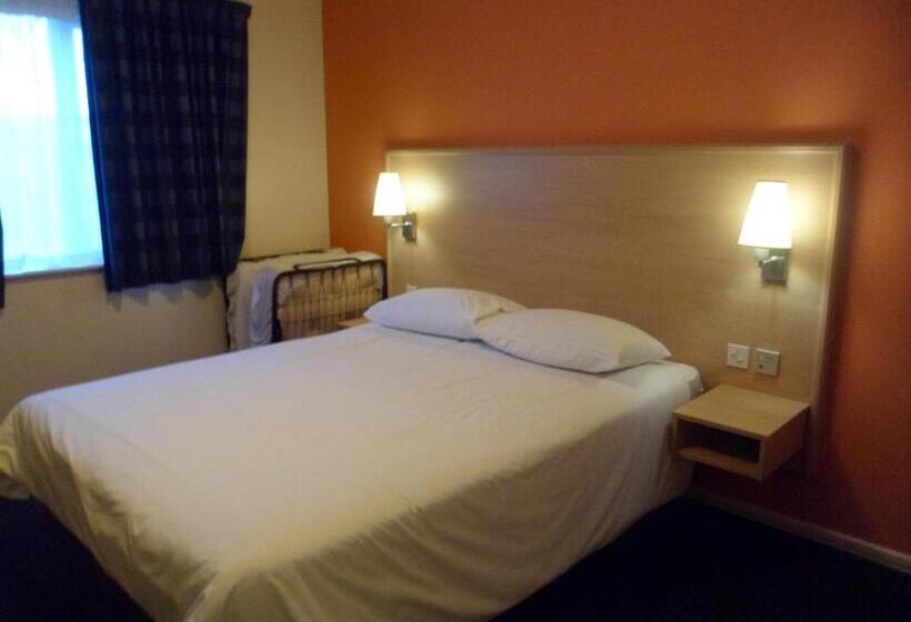 חדר סטנדרט, Metro Inns Huddersfield