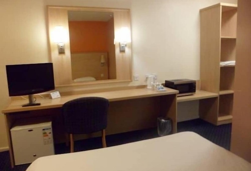 חדר סטנדרט, Metro Inns Huddersfield