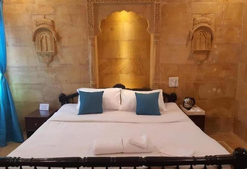 Quarto Deluxe, Nirmal Haveli