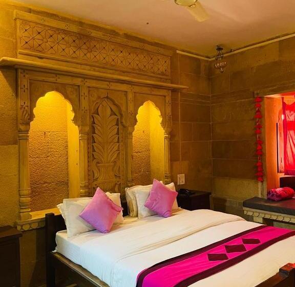 Quarto Deluxe, Nirmal Haveli