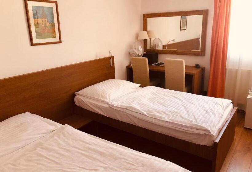 חדר קלאסי, & Penzión Grand Matej