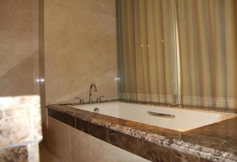 חדר ביזנס, Ramada Plaza Weifang