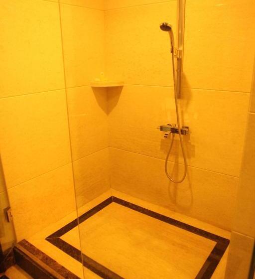 سوییت, The Vissai