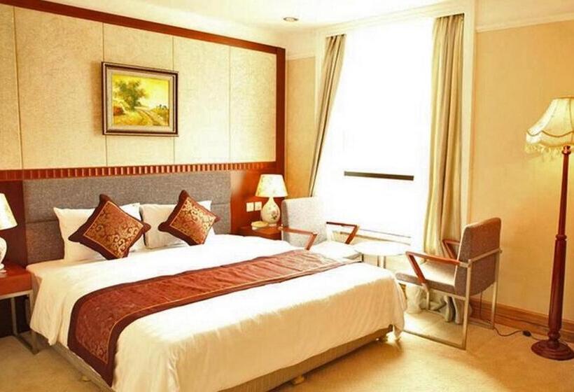 اتاق سوپریور با تخت بزرگ, The Vissai