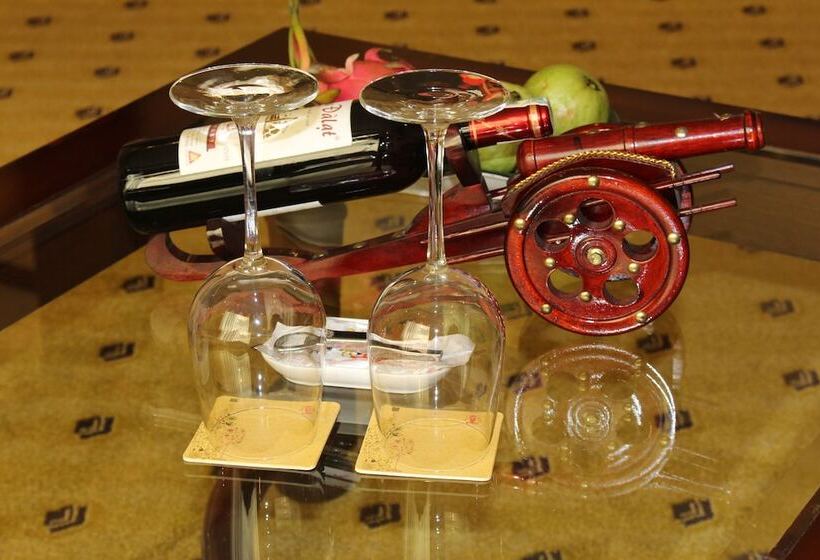 سوییت, The Vissai