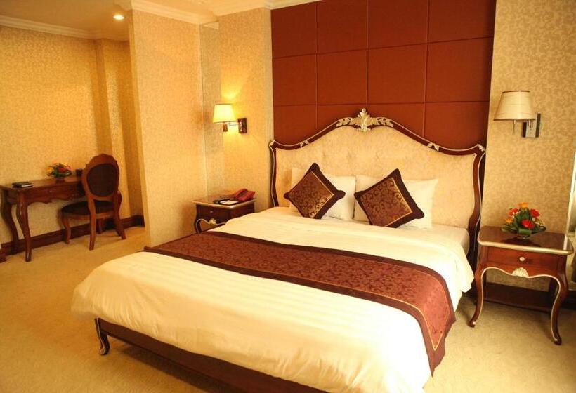 سوییت, The Vissai