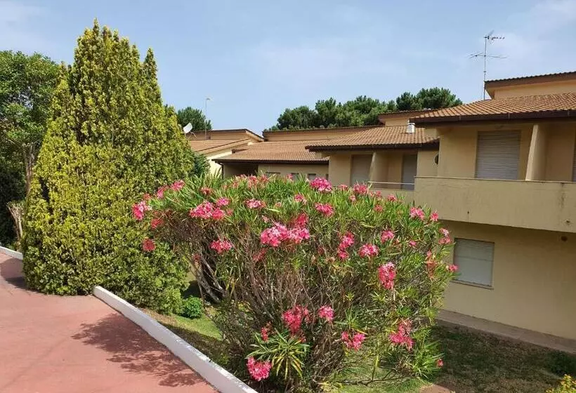 スタンダード４人部屋, Villaggio Hotel Club La Pace