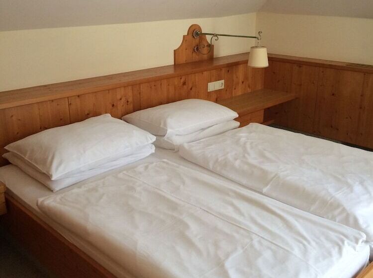 スタンダードトリプルルーム, Wienerwaldhof Rieger