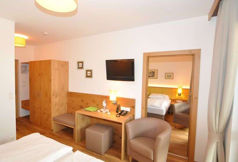 スタンダード４人部屋, Wienerwaldhof Rieger