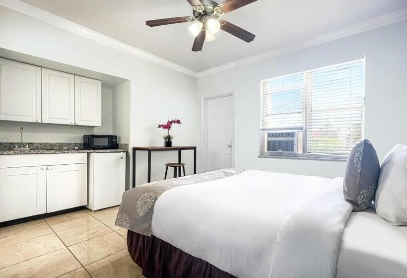 디럭스 룸 킹사이즈 침대, Hollywood Beach Hotels