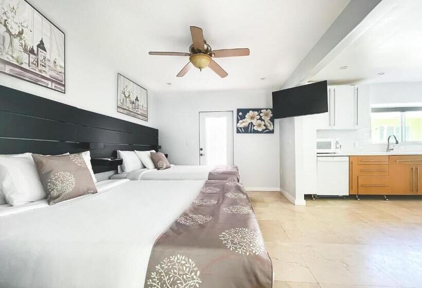 חדר דלוקס פנימי, Hollywood Beach Hotels