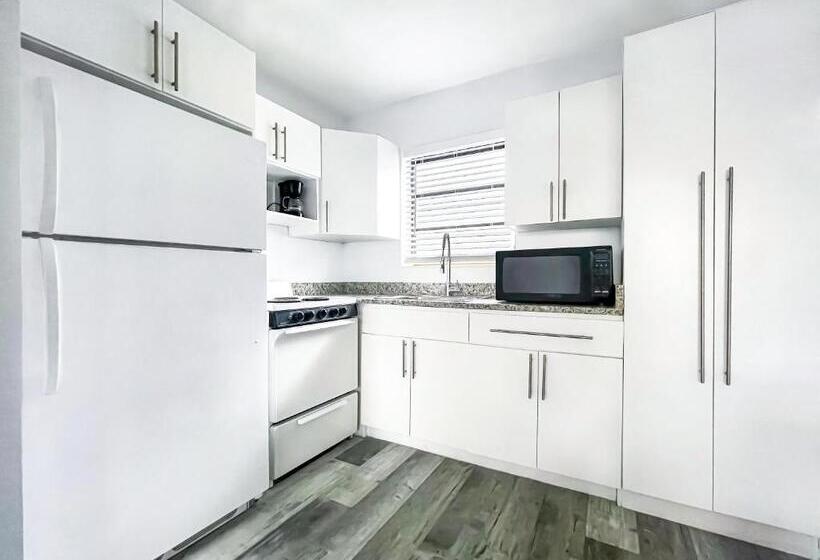 חדר דלוקס פנימי, Hollywood Beach Hotels