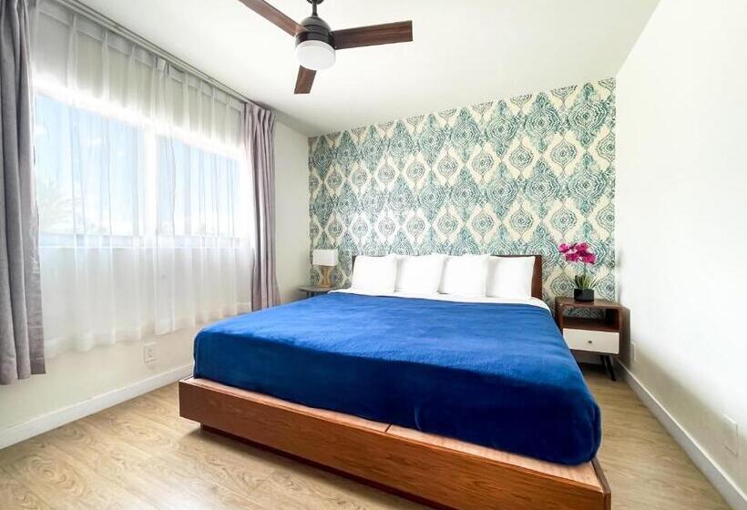 מיטת קינג בסוויטה, Hollywood Beach Hotels