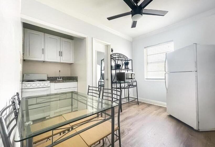 חדר דלוקס נוף לים, Hollywood Beach Hotels