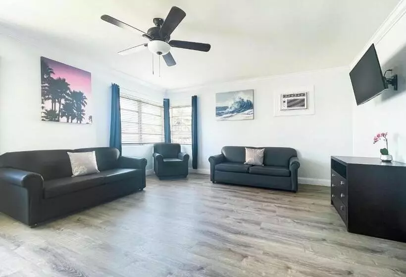 オーシャンビュースイート, Hollywood Beach Hotels